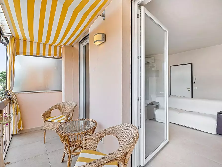 Immagine 7 di Mansarda in affitto  a Forte Dei Marmi