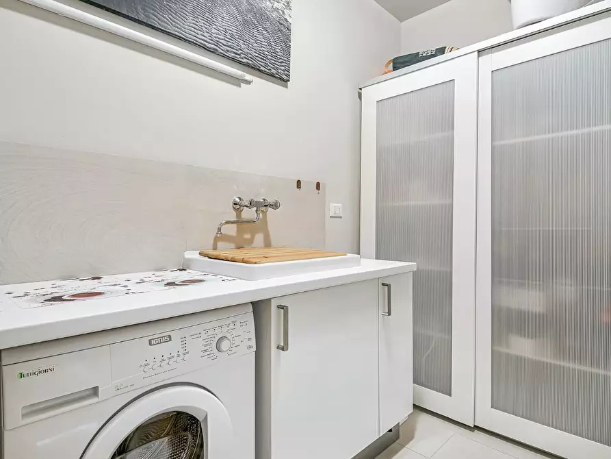 Immagine 10 di Mansarda in affitto  a Forte Dei Marmi