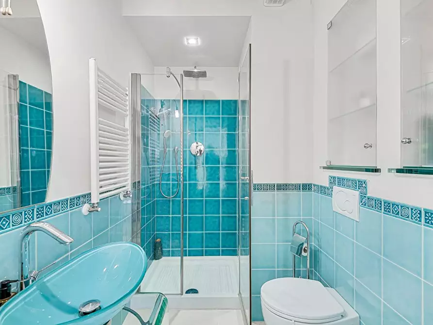 Immagine 14 di Mansarda in affitto  a Forte Dei Marmi