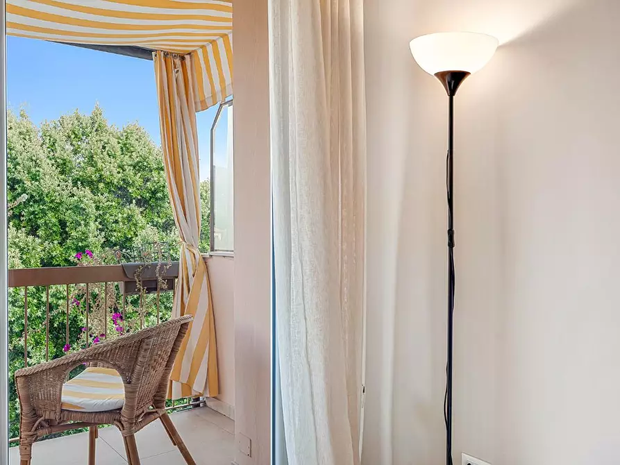 Immagine 9 di Mansarda in affitto  a Forte Dei Marmi