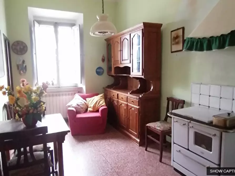 Immagine 25 di Appartamento in vendita  a Semproniano