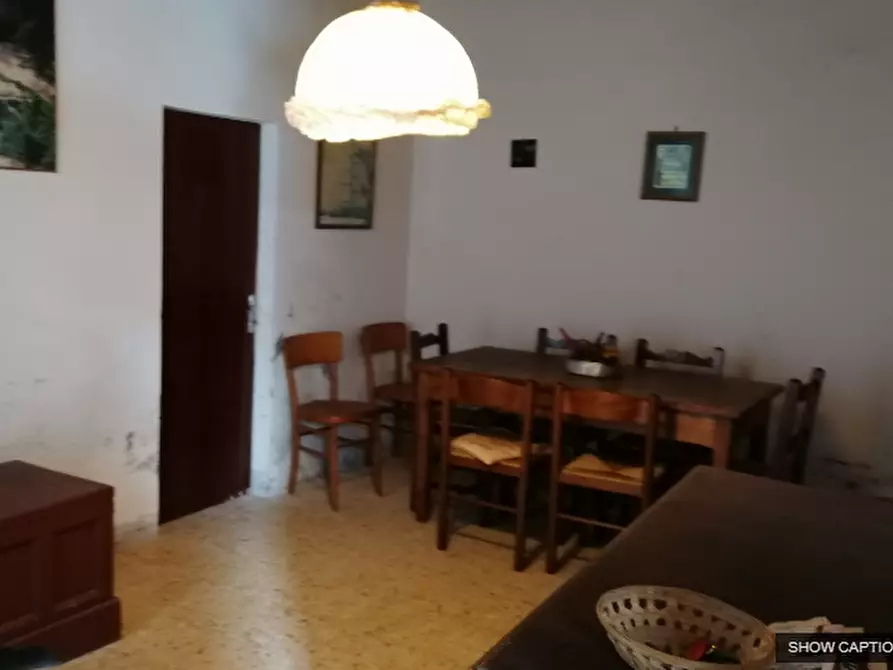 Immagine 21 di Appartamento in vendita  a Semproniano