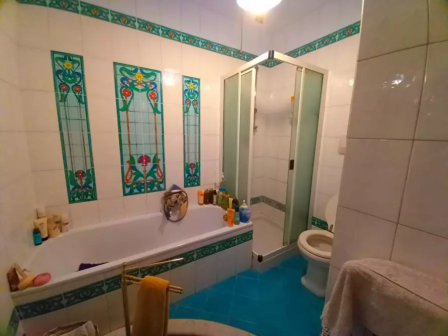 Immagine 20 di Palazzo in vendita  a Pisa