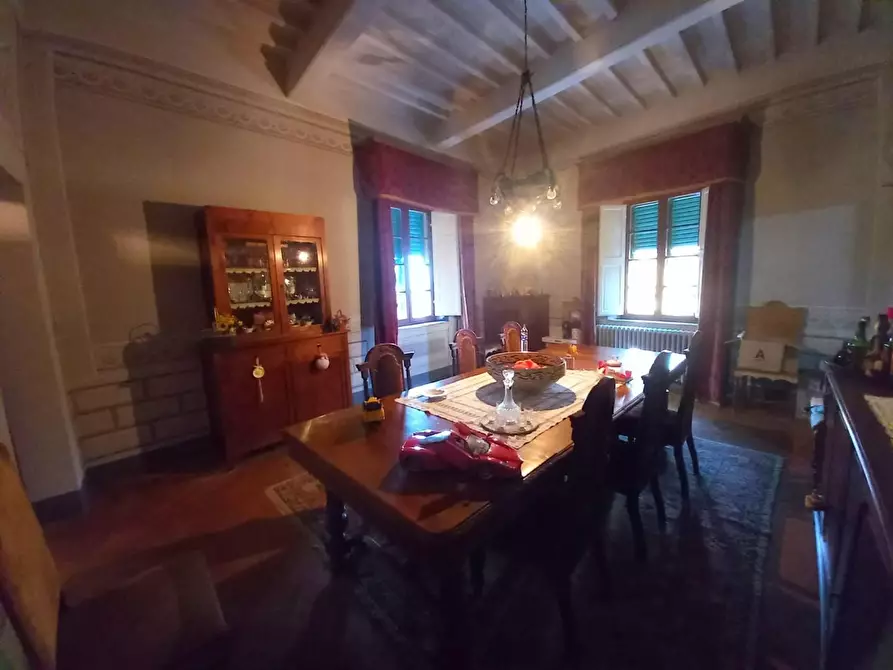 Immagine 8 di Palazzo in vendita  a Pisa