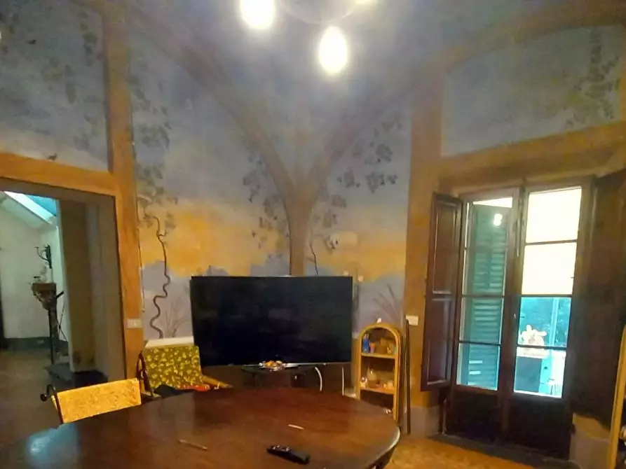 Immagine 27 di Palazzo in vendita  a Pisa