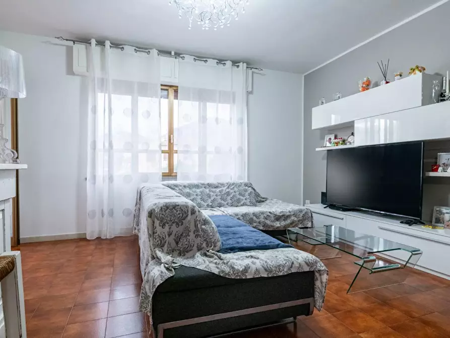 Immagine 2 di Appartamento in vendita  a Buti