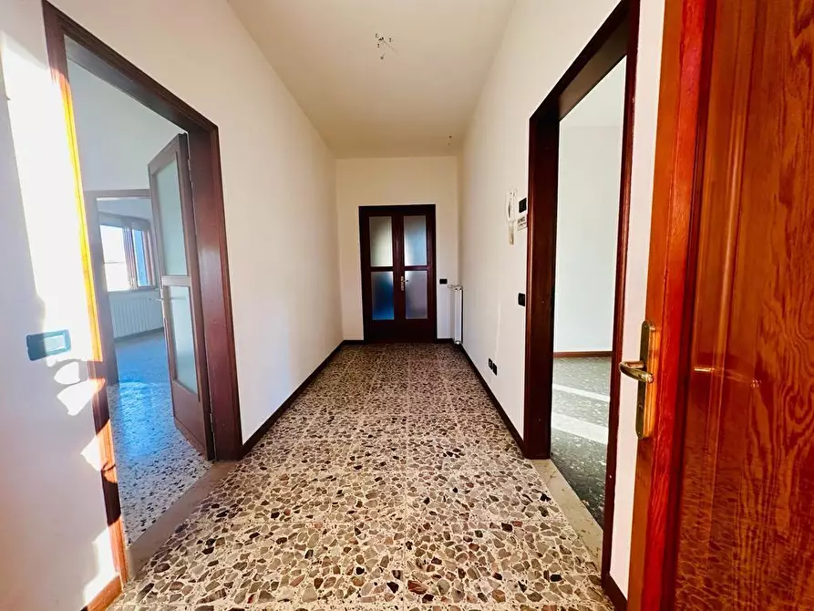 Immagine 7 di Appartamento in affitto  a Porcari