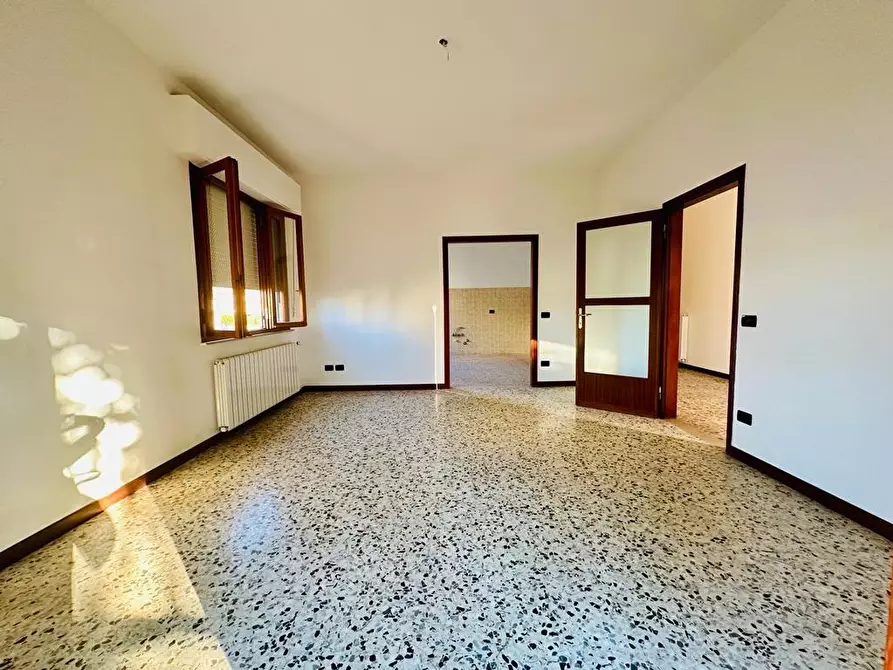 Immagine 1 di Appartamento in affitto  a Porcari