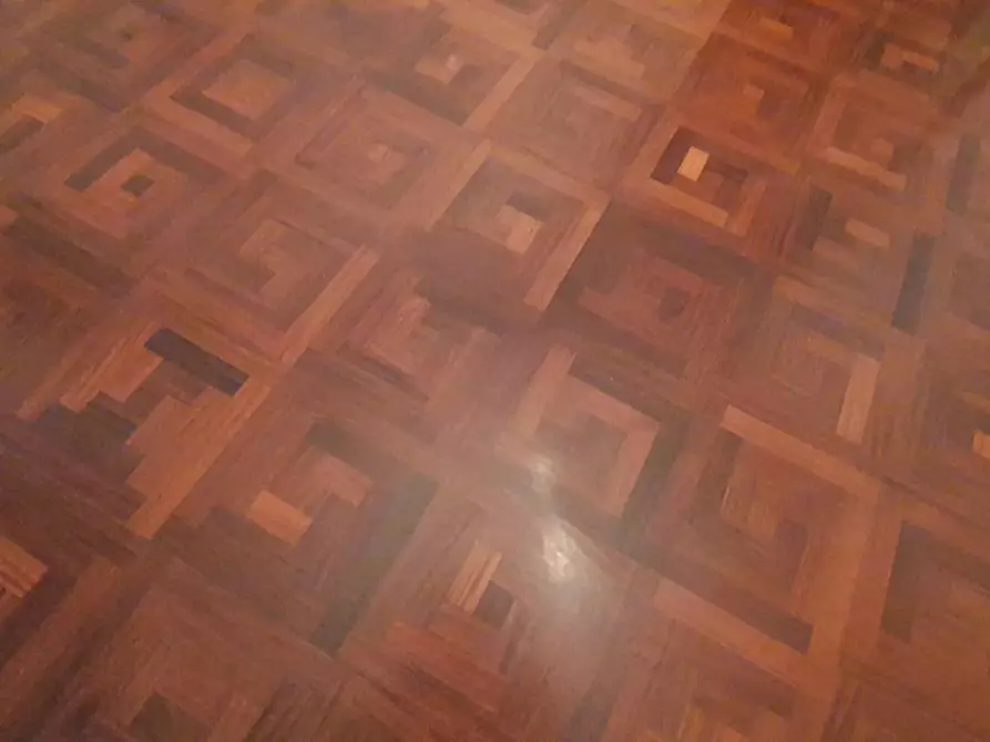 Immagine 28 di Villa in vendita  a Lucca