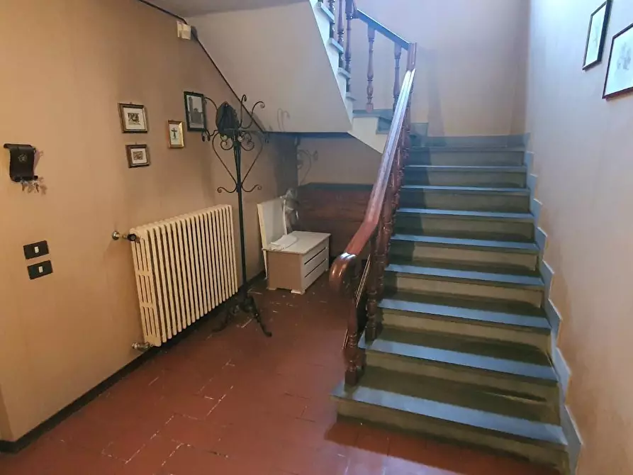 Immagine 35 di Villa in vendita  a Lucca