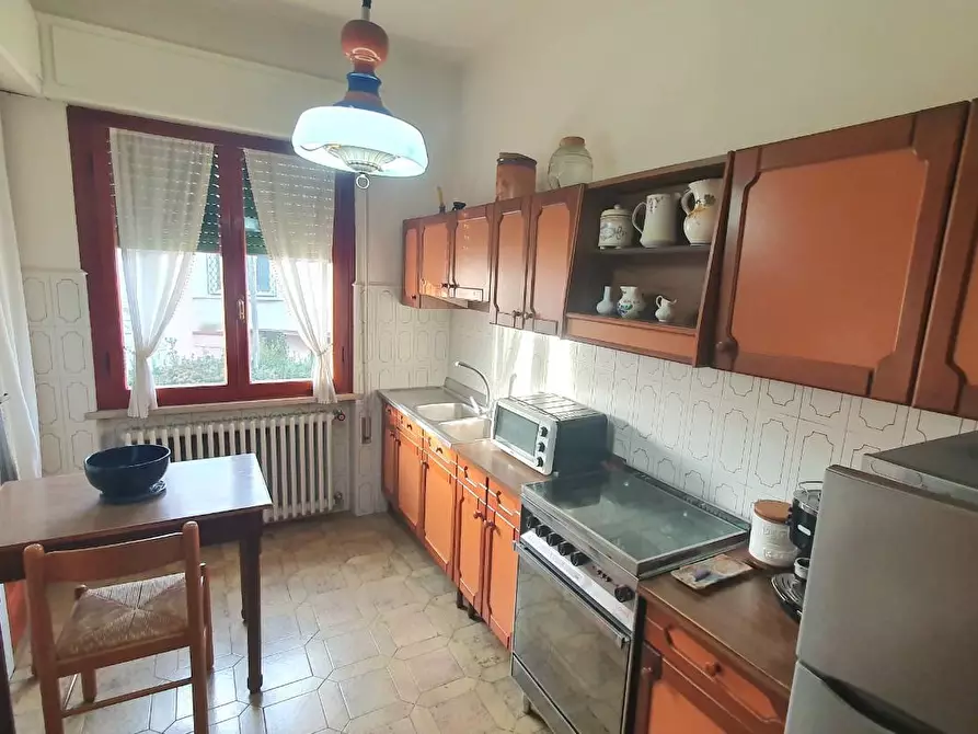 Immagine 20 di Villa in vendita  a Lucca