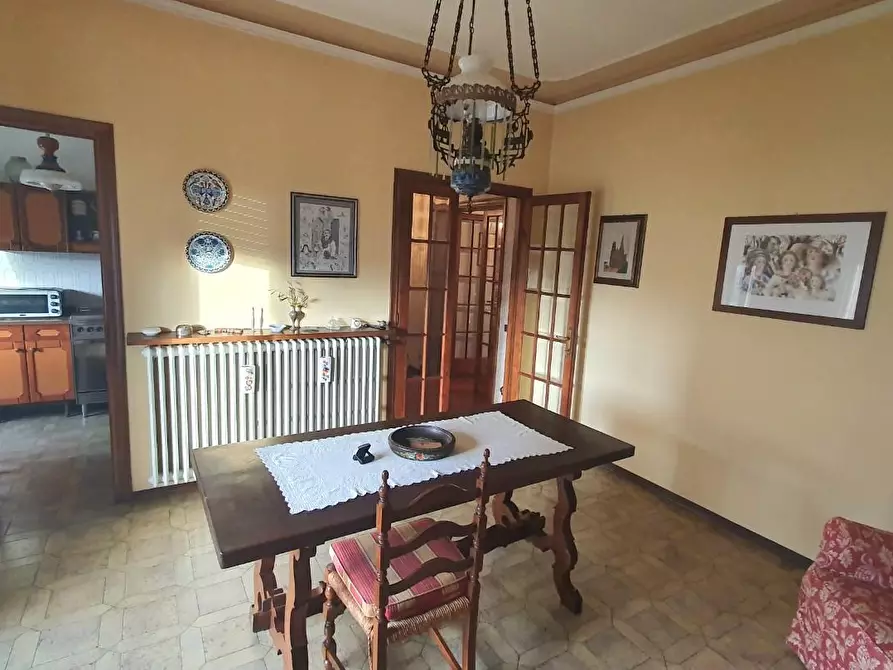 Immagine 15 di Villa in vendita  a Lucca