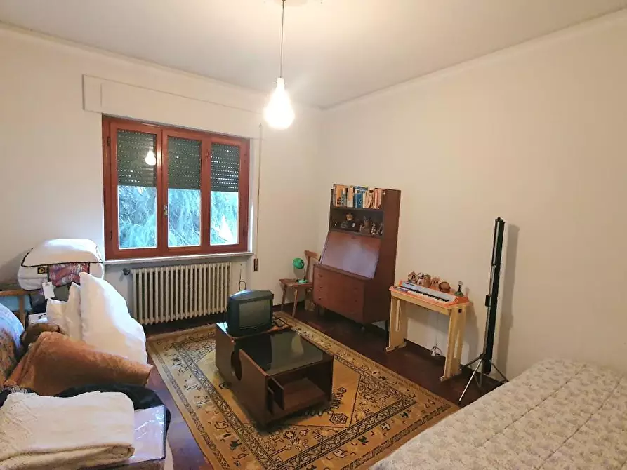 Immagine 22 di Villa in vendita  a Lucca