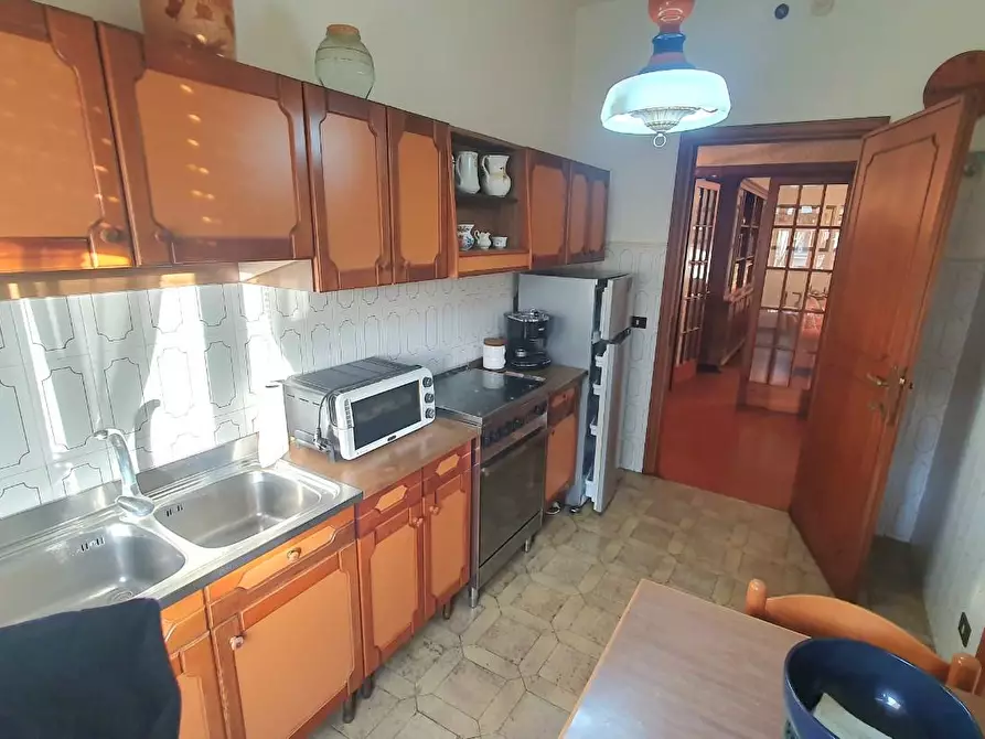 Immagine 21 di Villa in vendita  a Lucca