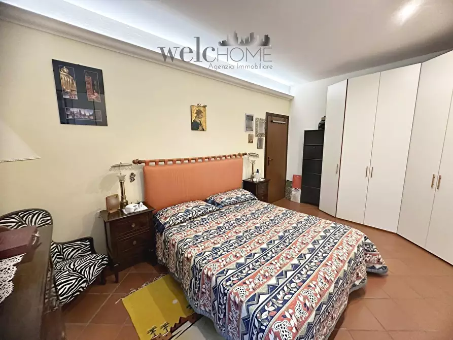 Immagine 22 di Appartamento in vendita  a Campi Bisenzio