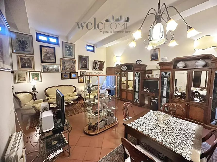 Immagine 4 di Appartamento in vendita  a Campi Bisenzio