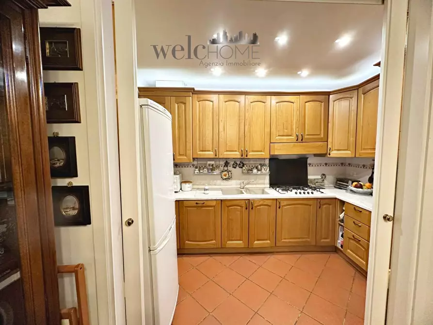 Immagine 6 di Appartamento in vendita  a Campi Bisenzio