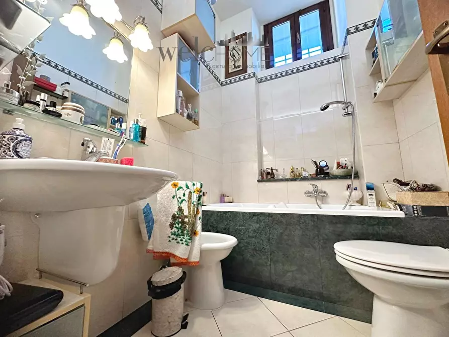 Immagine 13 di Appartamento in vendita  a Campi Bisenzio