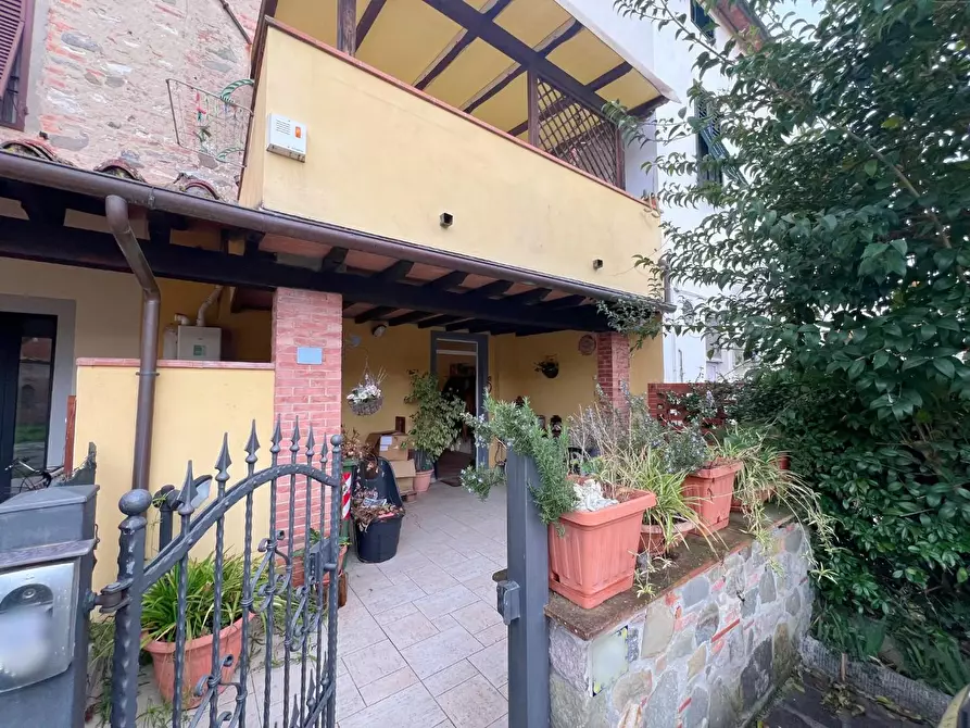 Immagine 1 di Terratetto in vendita  a Capannori