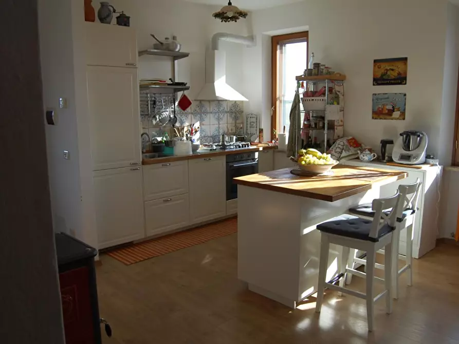 Immagine 10 di Casa colonica in vendita  a Campagnatico