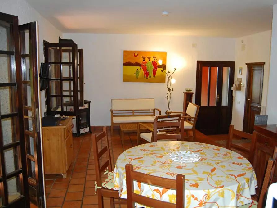 Immagine 2 di Casa colonica in vendita  a Campagnatico