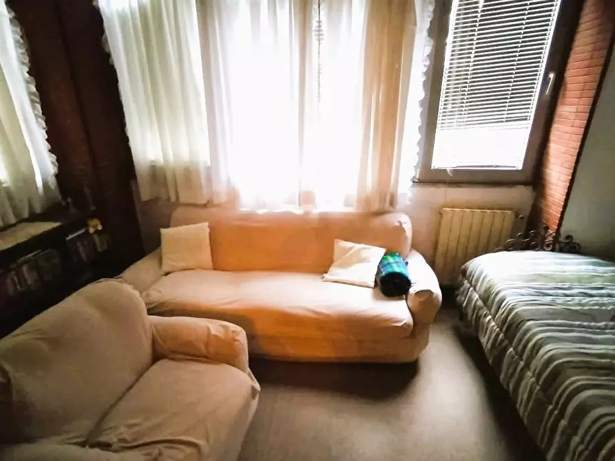 Immagine 10 di Appartamento in vendita  a Massa