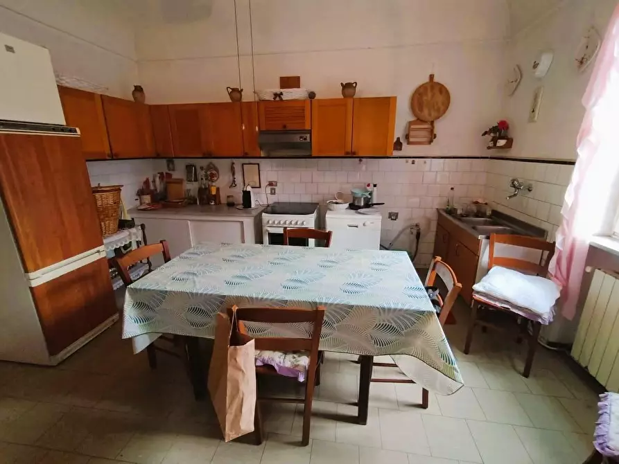 Immagine 15 di Appartamento in vendita  a Massa