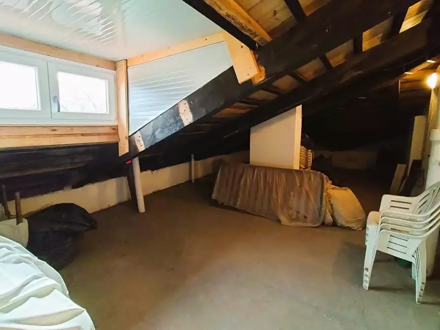 Immagine 24 di Appartamento in vendita  a Massa