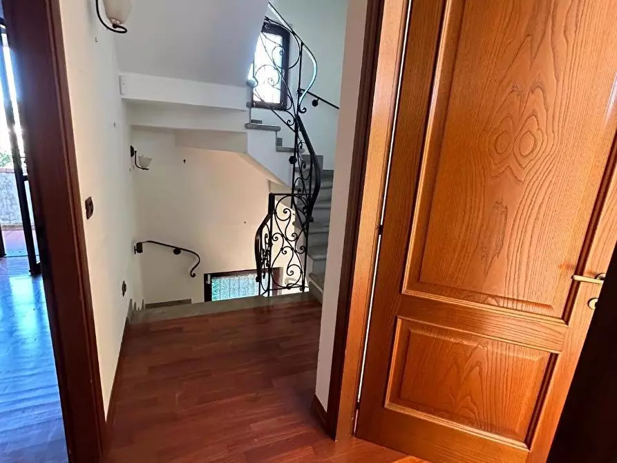 Immagine 28 di Casa trifamiliare in vendita  a Massa