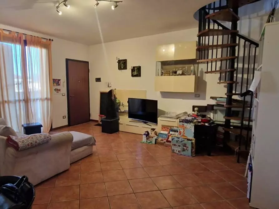 Immagine 1 di Appartamento in vendita  a Crespina Lorenzana