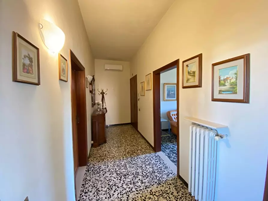 Immagine 4 di Appartamento in vendita  a Castelfiorentino