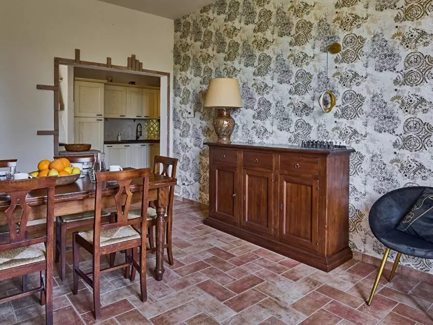 Immagine 31 di Casa colonica in vendita  a Vinci