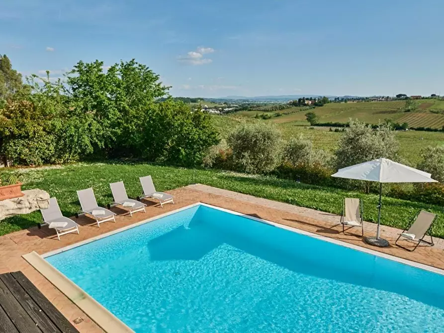 Immagine 43 di Casa colonica in vendita  a Vinci