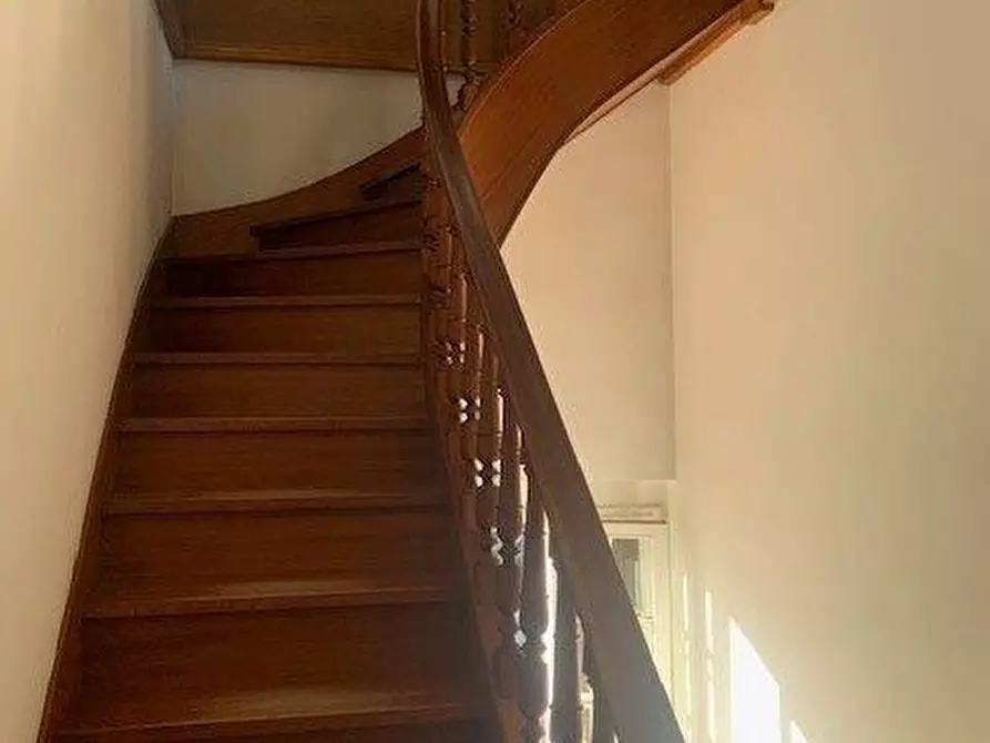 Immagine 14 di Villetta a schiera in vendita  a Vinci