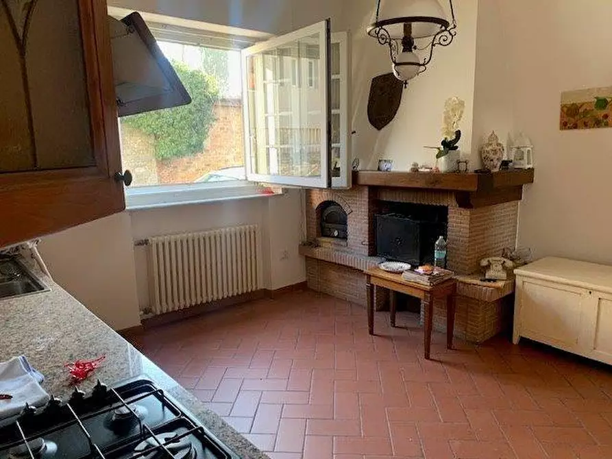 Immagine 2 di Villetta a schiera in vendita  a Vinci