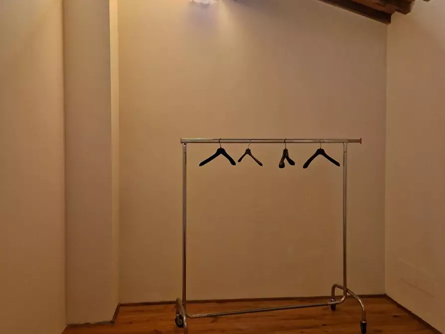 Immagine 32 di Casa colonica in vendita  a San Giuliano Terme