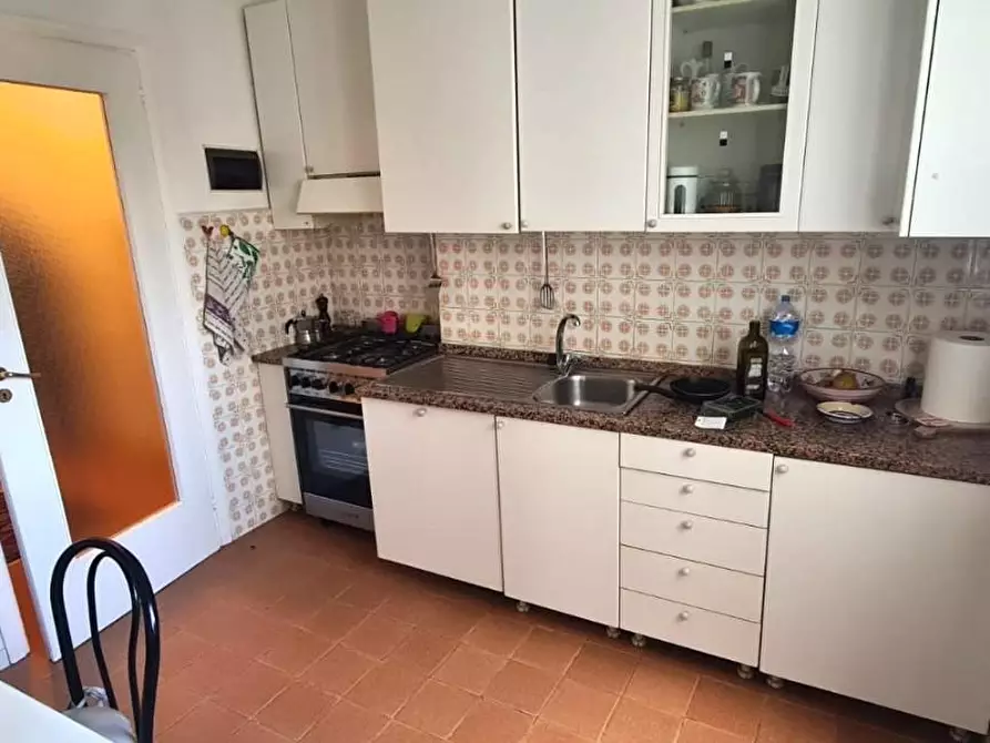 Immagine 5 di Appartamento in affitto  a Livorno