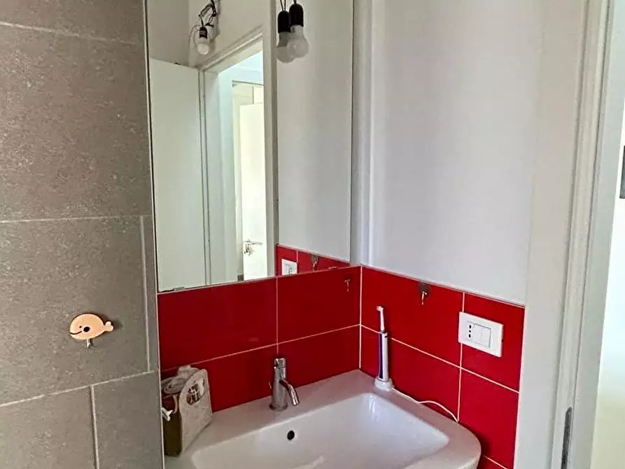 Immagine 12 di Appartamento in vendita  a Pisa