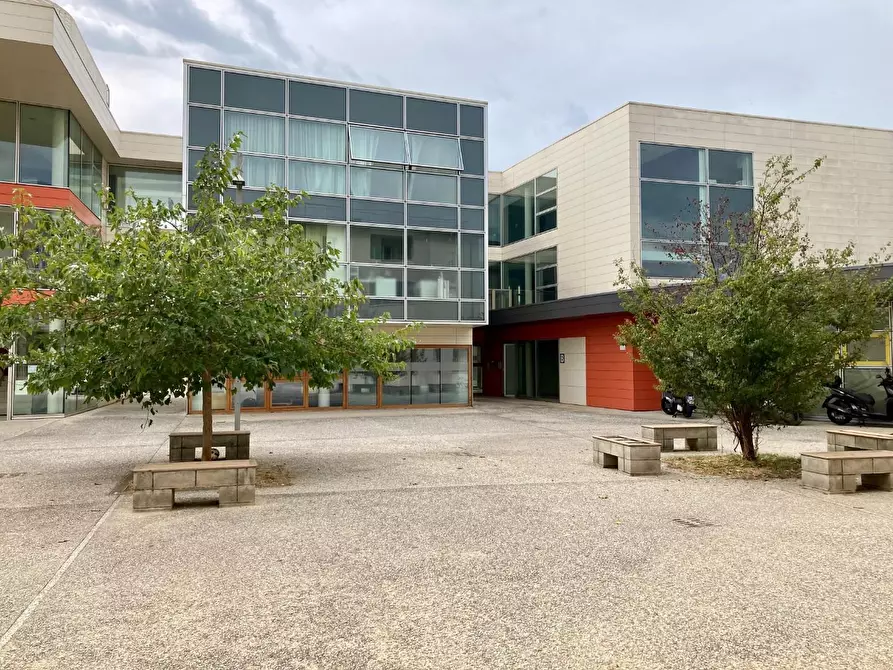 Immagine 10 di Ufficio in vendita  a Pisa