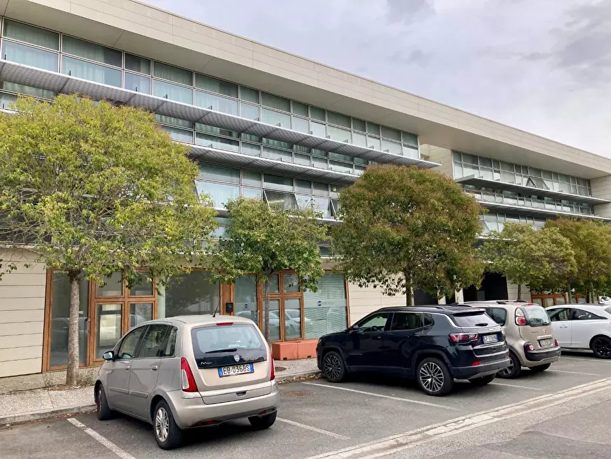 Immagine 15 di Ufficio in vendita  a Pisa