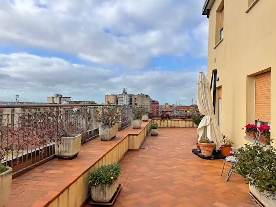 Immagine 40 di Appartamento in vendita  a Pisa