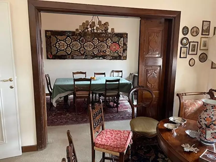 Immagine 48 di Appartamento in vendita  a Pisa