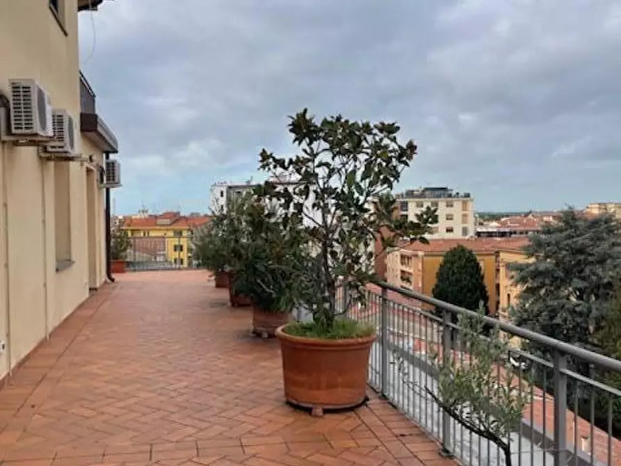 Immagine 56 di Appartamento in vendita  a Pisa