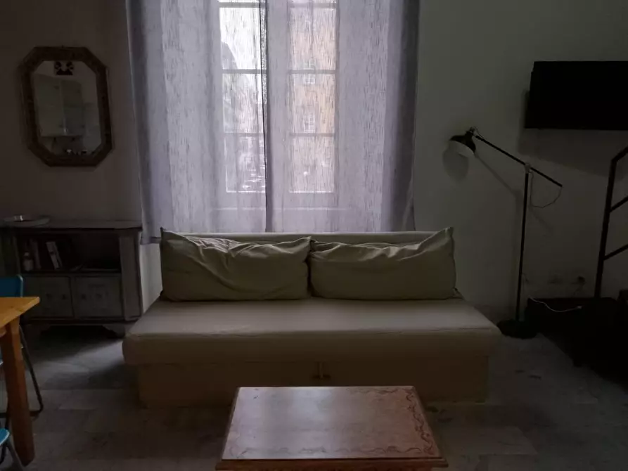 Immagine 9 di Appartamento in affitto  a Livorno