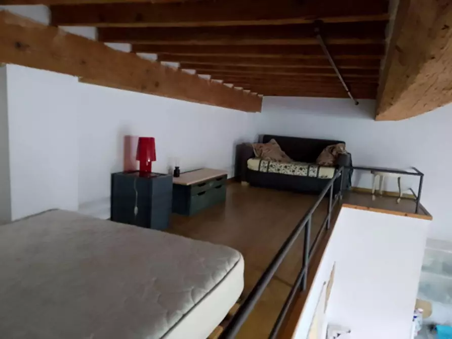 Immagine 7 di Appartamento in affitto  a Livorno