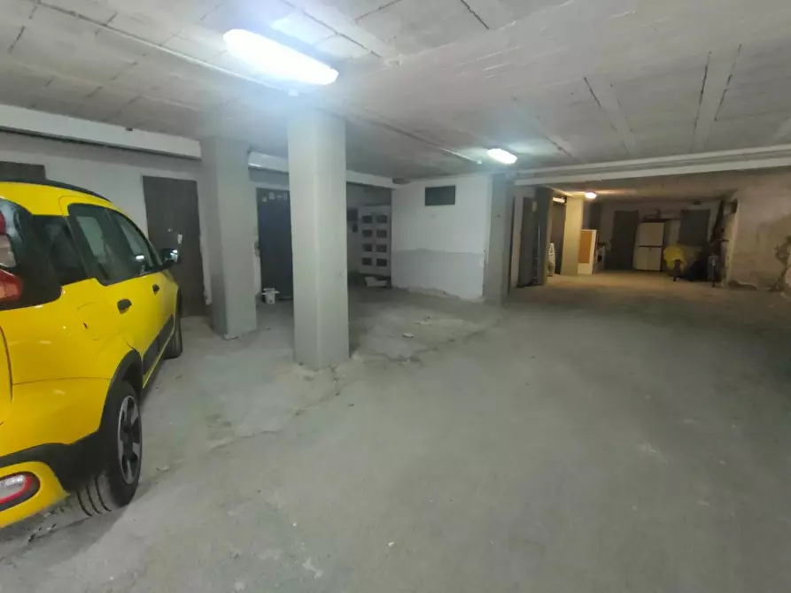 Immagine 8 di Appartamento in vendita  a Carrara