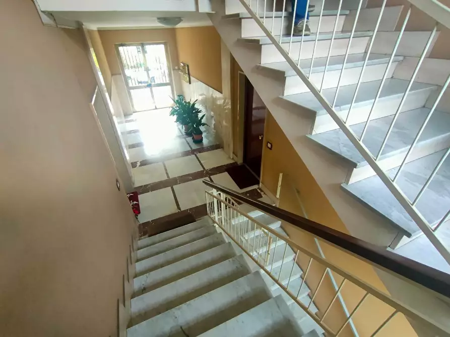 Immagine 2 di Appartamento in vendita  a Carrara