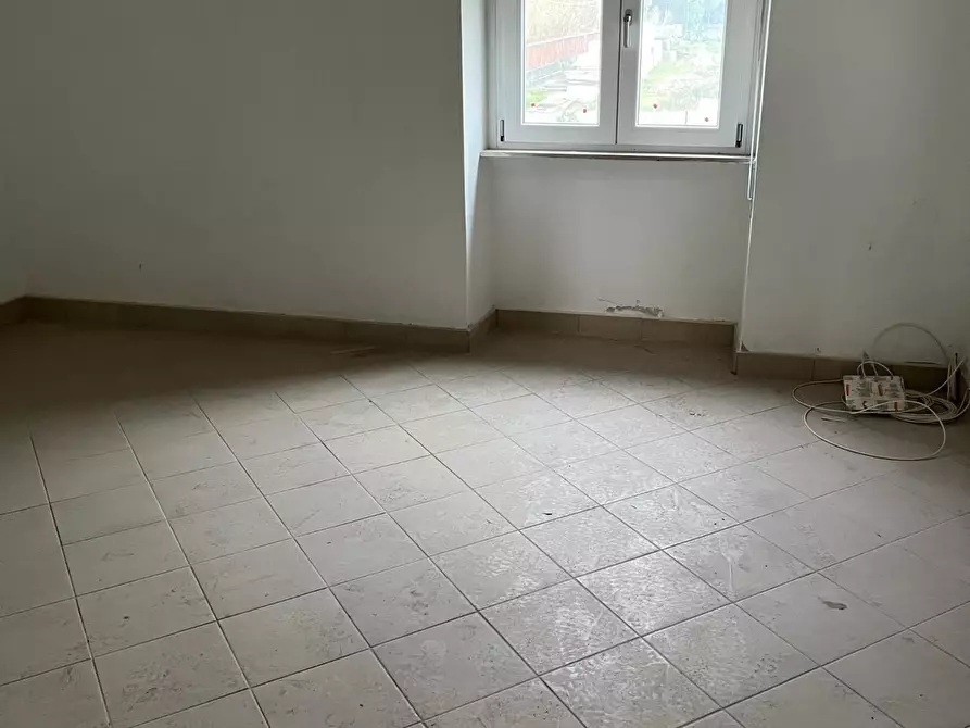 Immagine 22 di Casa indipendente in vendita  a Massa