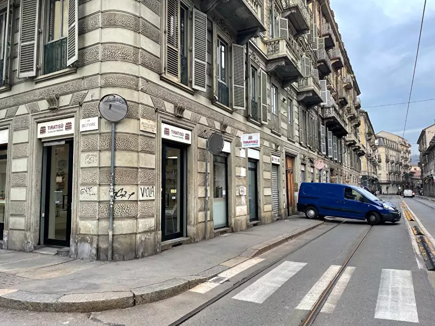 Immagine 2 di Bar / Ristorante in vendita  a Torino