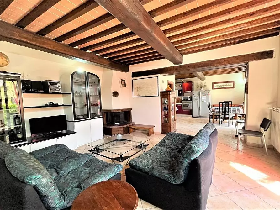 Immagine 35 di Appartamento in vendita  a San Gimignano